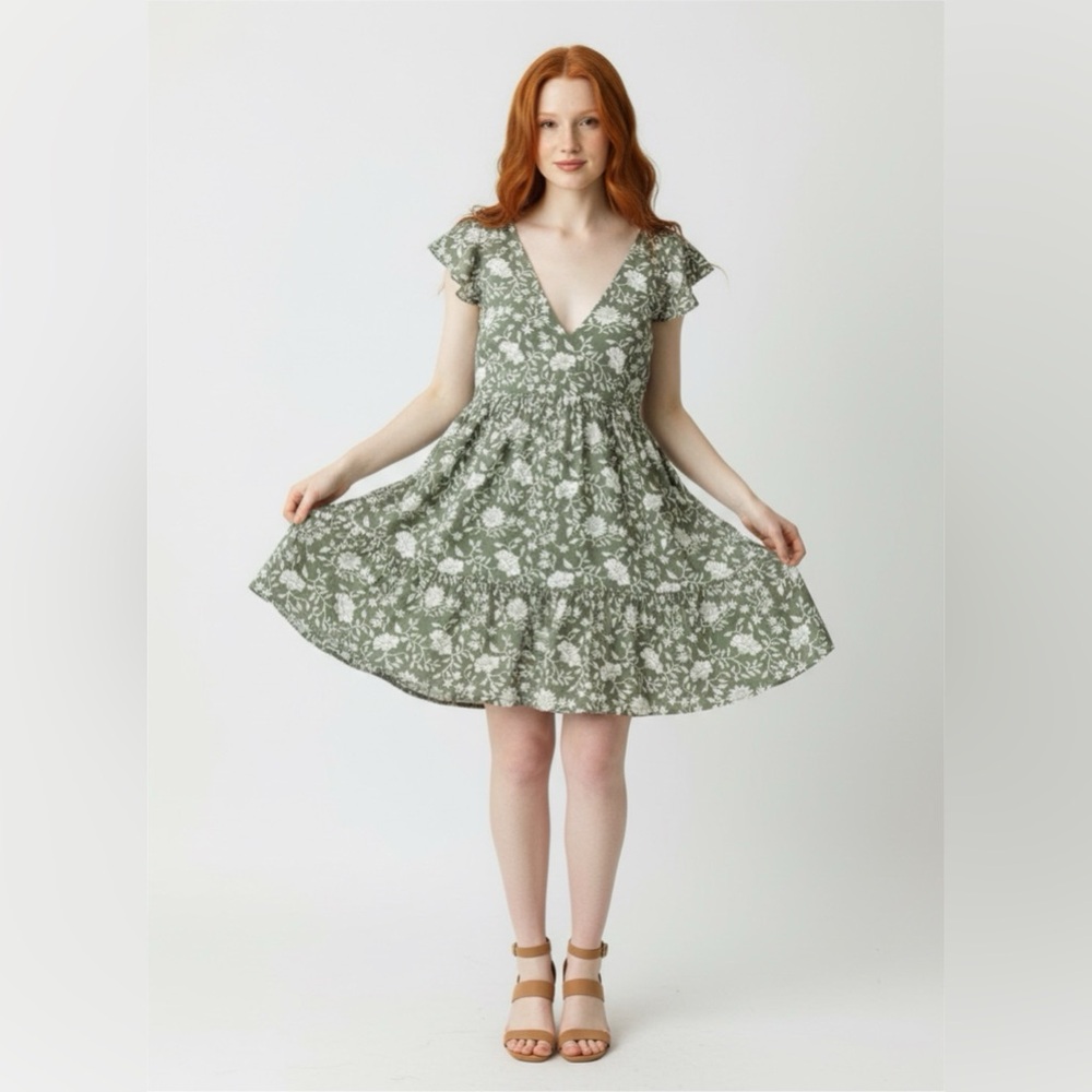 Devoted Floral Sleeveless Dress PTP 17”
